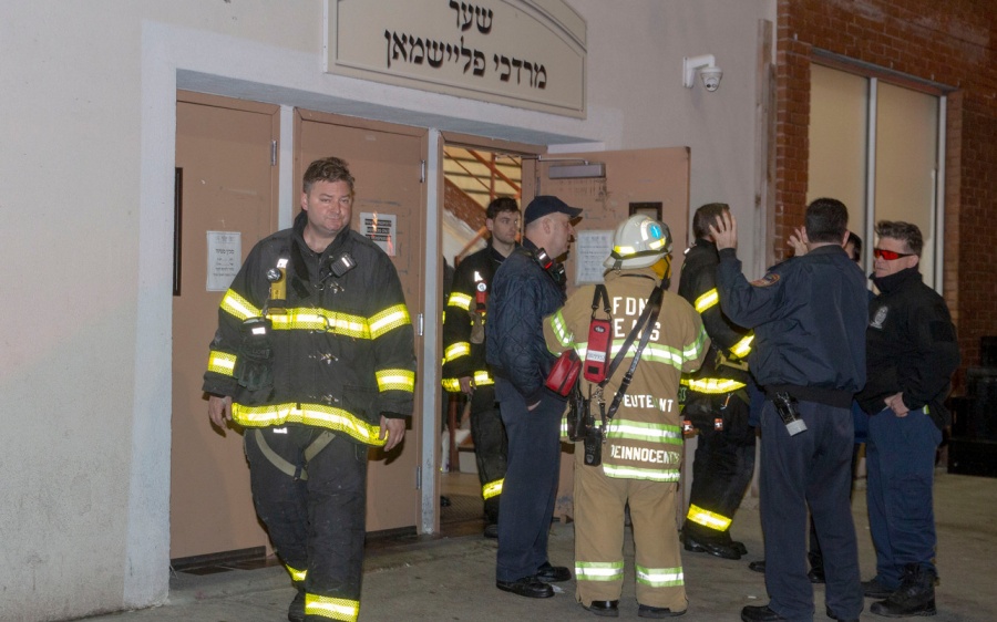 В синагоге Бруклина вспыхнул пожар